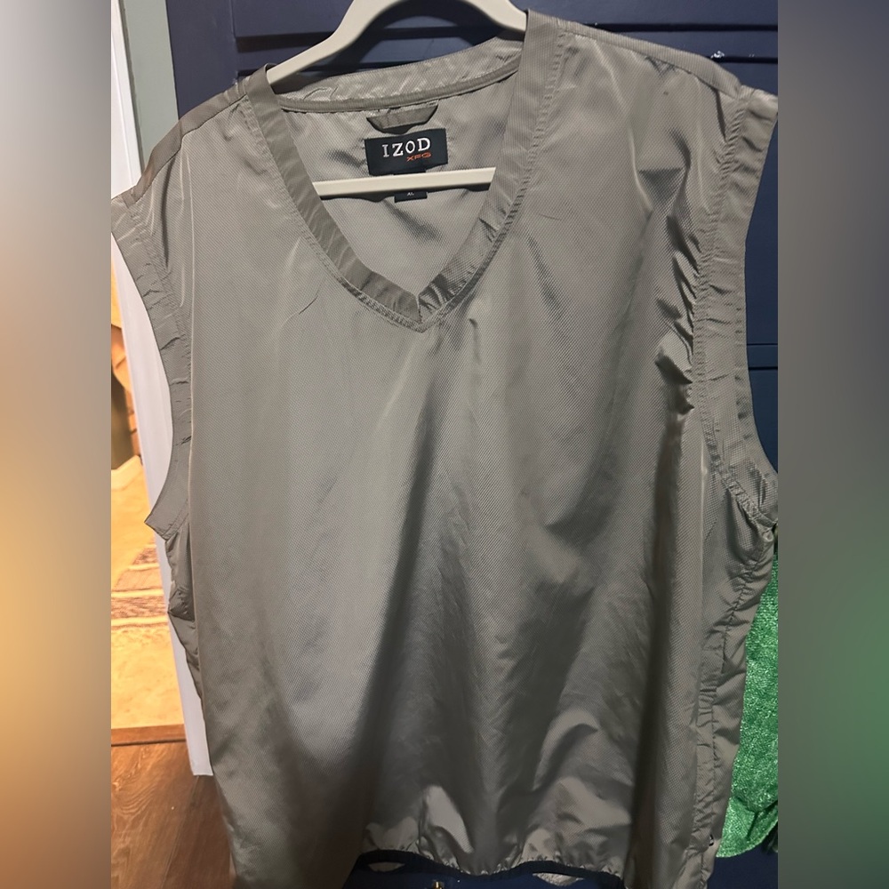 Izod golf vest